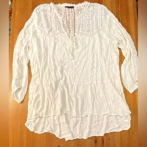 American Eagle Delicately Embroidered Lace Blouse